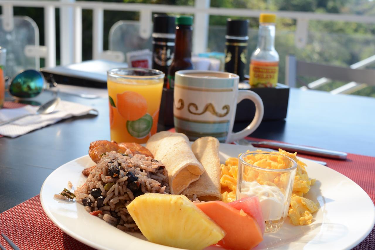 Inn On The Park มานูเอล อันโตนิโอ ภายนอก รูปภาพ